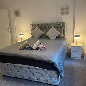 Apartment Luxury,location And Convenience United Kingdom